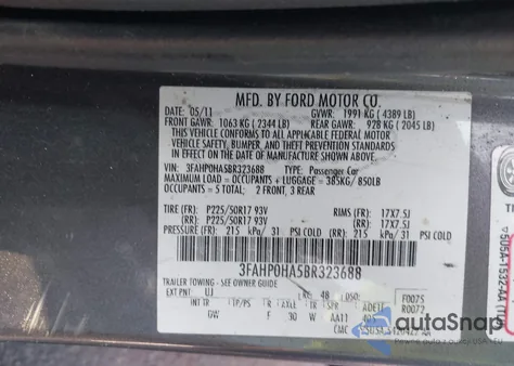 2011 Ford Fusion Se z USA, uszkodzony, nr VIN 3FAHP0HA5BR323688